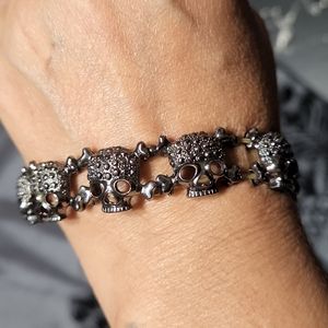Skull bracelet